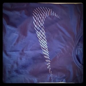 Men Short Sleeve Nike Shirt